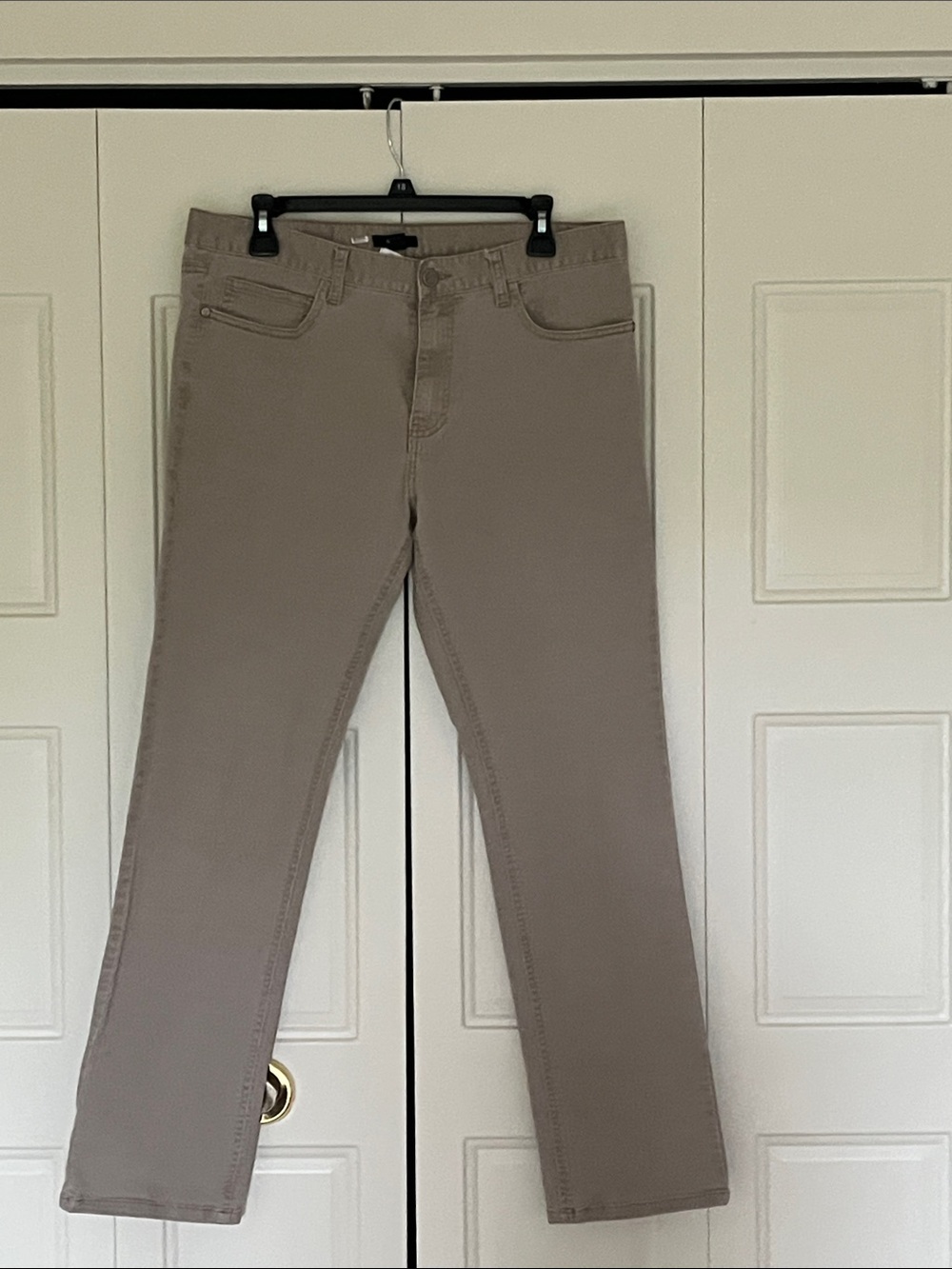 Alfani Slim Straight Jeans in Taupe